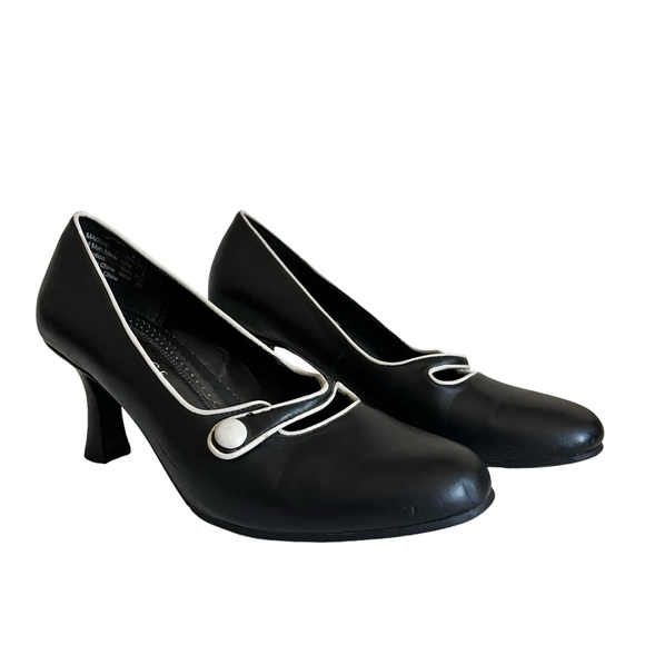 Shoes - George Size 6 Black + White 2.5” Closed Toe Heel